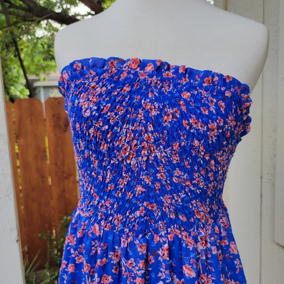 NWOT Lulu's Precious Personality Blue Floral Smocked Backless Midi Dress - Picture 9 of 12